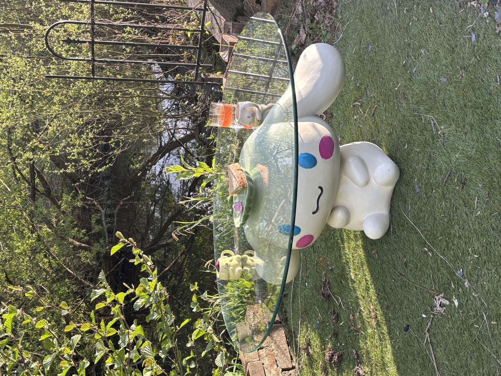 Cinnamoroll coffee table with glass top