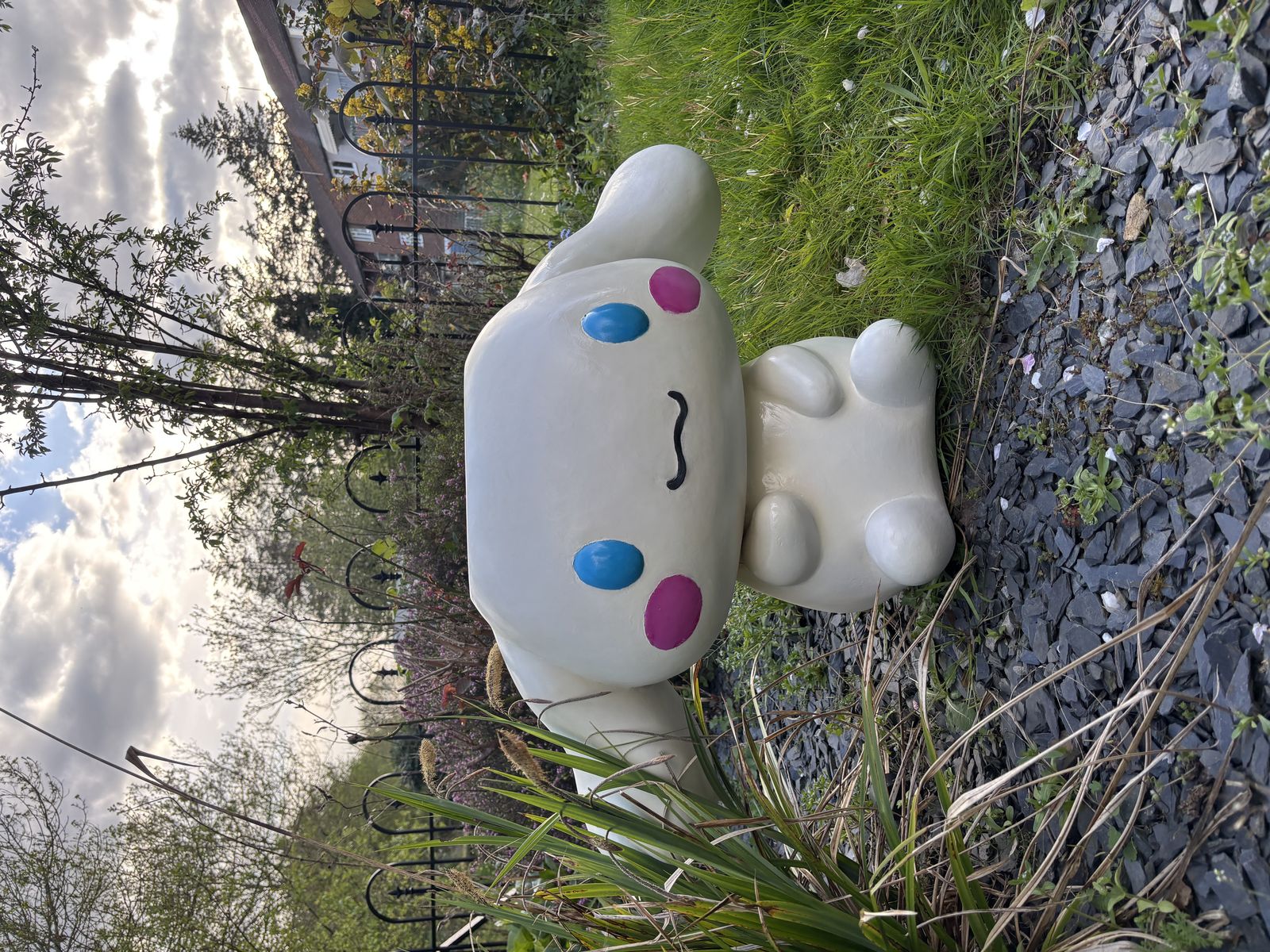 Cinnamoroll sculpture